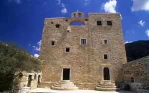 Υφαίνοντας στον Πύργο: Η ιστορικός Τέχνης Ίριδα Κρητικού, στον Aegean Voice 107,5