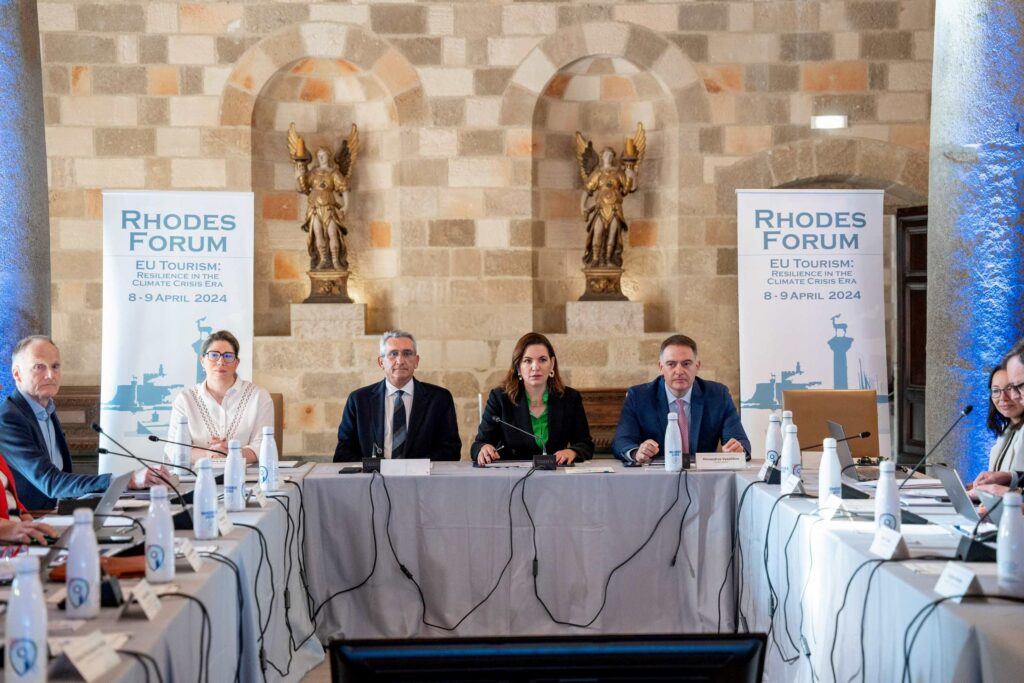 Η Ρόδος και η Περιφέρεια Νοτίου Αιγαίου στο επίκεντρο του διαλόγου για την αντιμετώπιση της κλιματικής κρίσης